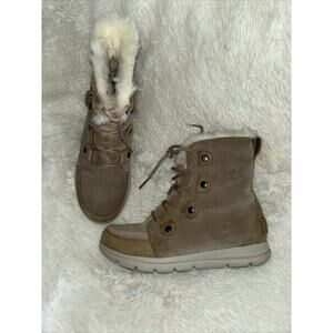 Sorel Suede Faux Fur Lined Boots Size 8